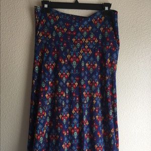 Lularoe maxi skirt size medium